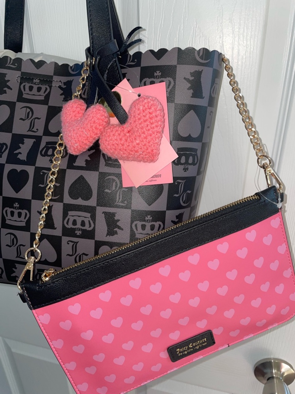 Viral Juicy Couture Black Logo Tote with Pink Heart Knit Charm - Picture 6 of 6